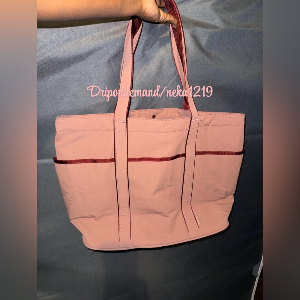 Lululemon Daily Multi-Pocket Tote Bag 20L- Red Clay/Rockwood - Picture 4 of 11